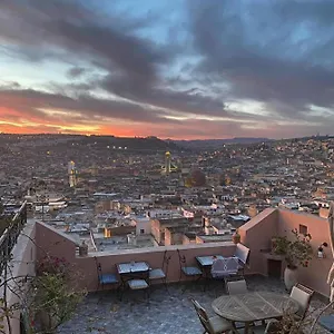 Inaya Fès